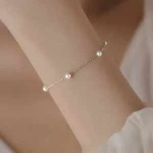 pearl bracelet